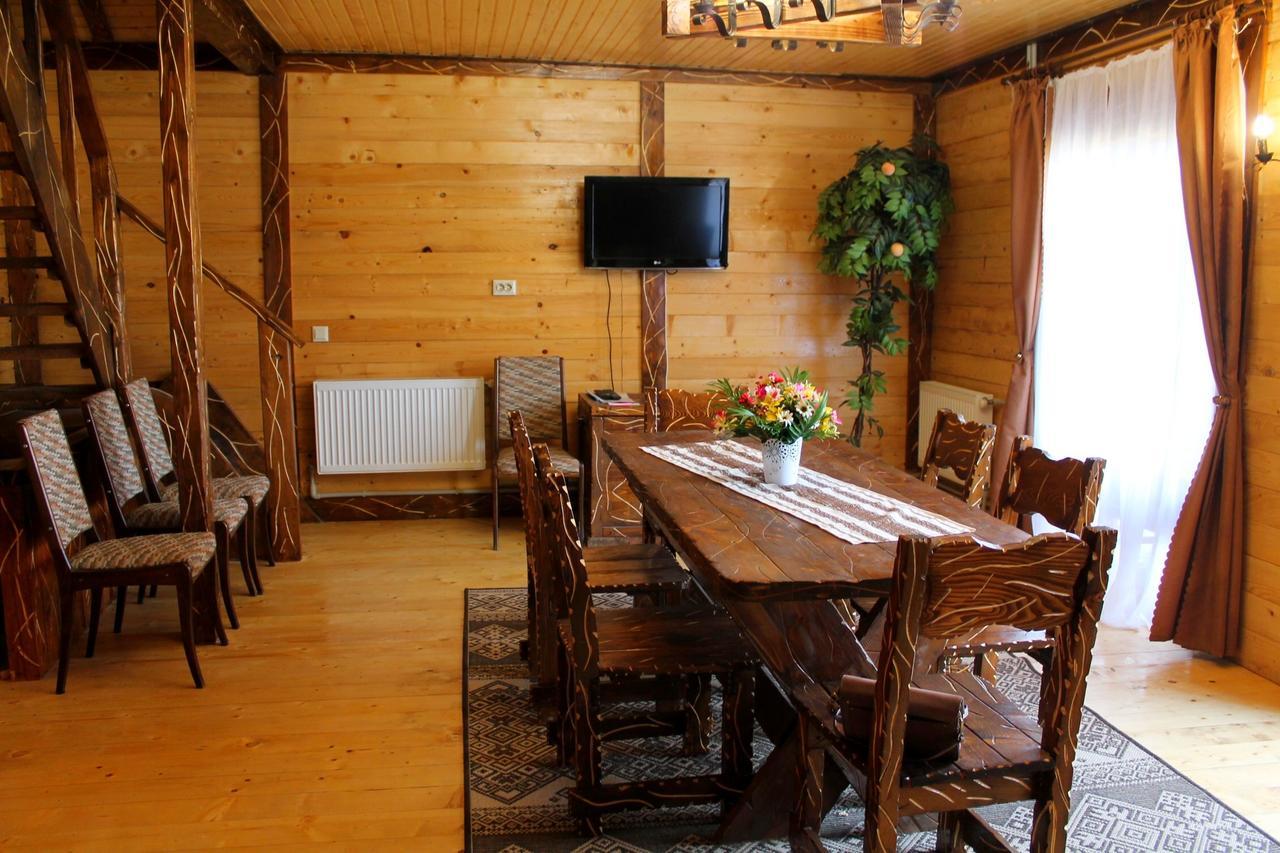 Szlachta Cottage Bukovel Bagian luar foto